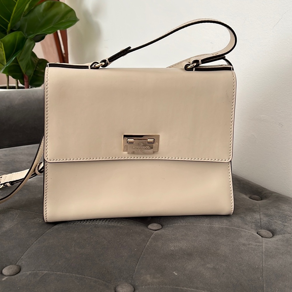 NWOT! Cream leather Kate Spade Satchel 🌟